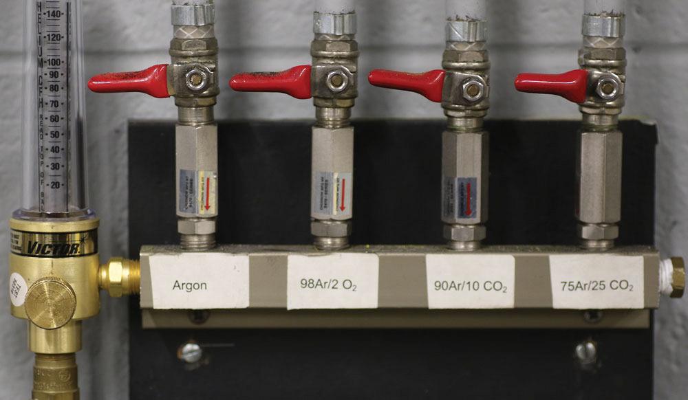 An introduction to shielding gas selection for welding stainless steel